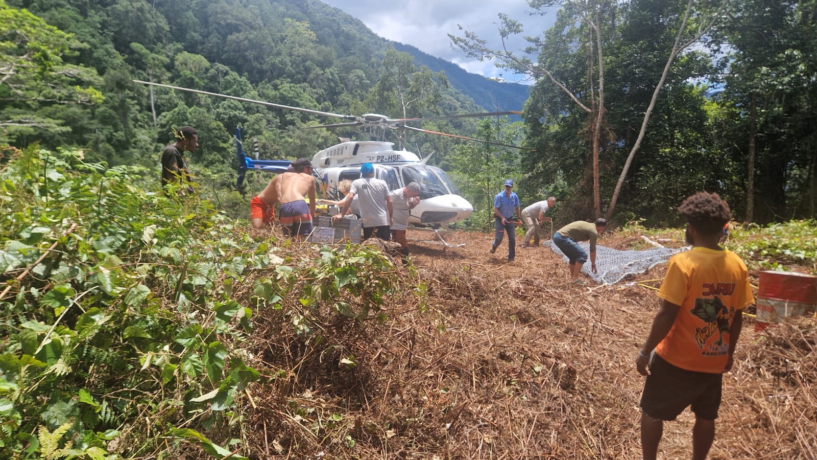 Le fret arrive au camp 2